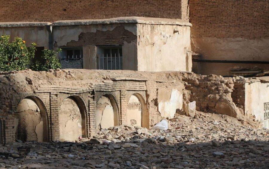 تخریب یک بنای دوره پهلوی در سبزوار ، مالک از شهرداری مجوز تخریب یک بنای دوره پهلوی در سبزوار ، مالک از شهرداری مجوز تخریب گرفت!