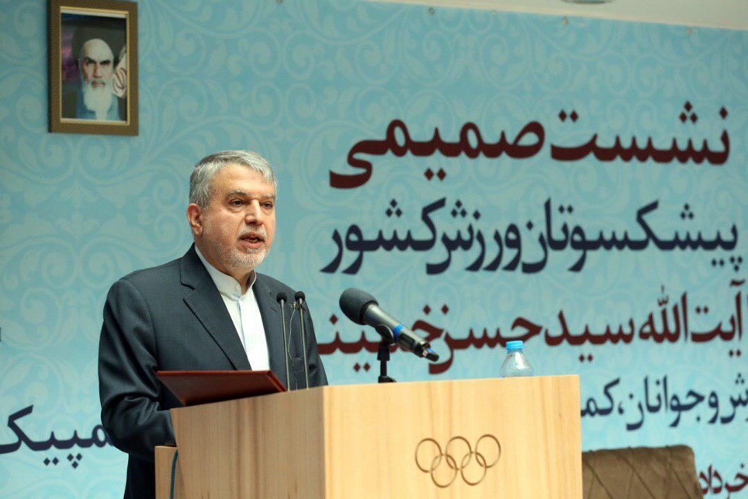 صالحی امیری: مسابقات جام جهانی کشتی لغو نشده است