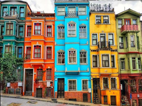 معرفی محله های رنگی ترکیه که در سفر به این کشور نباید دیدن آن ها را از دست داد!