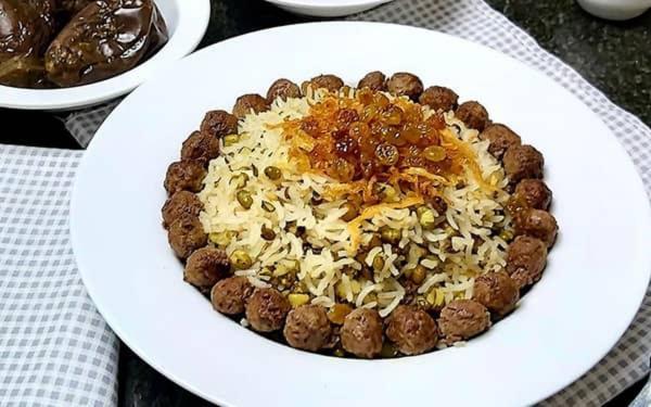 طرز تهیه ماش پلو با کوفته قلقلی