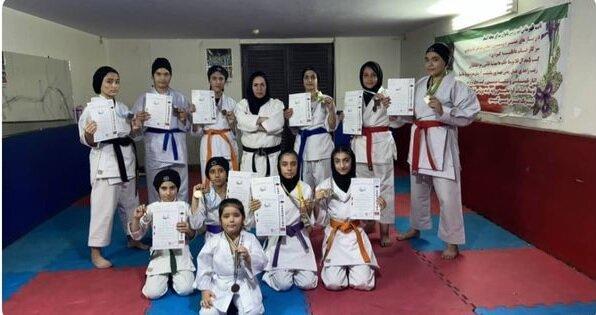 دختران کاراته کای شهرری؛ مدال آوران پانزدهمین دوره مسابقات کشوری